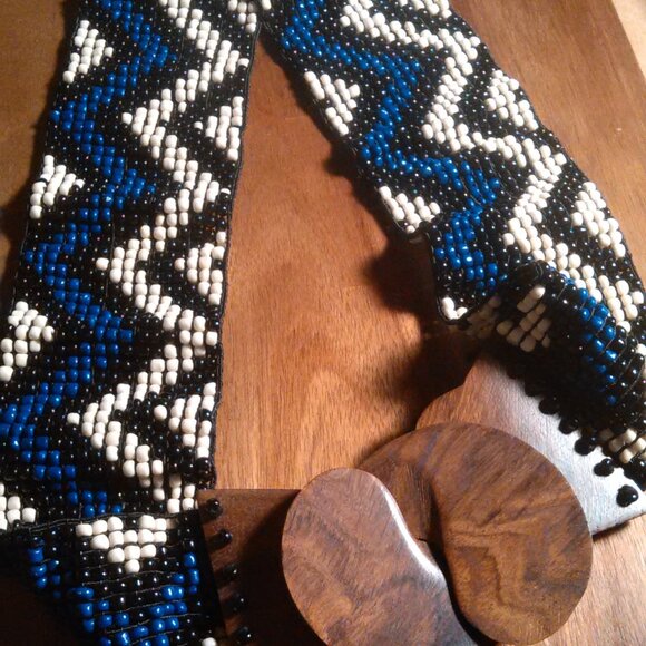 Southwestern Handcrafted Seed Beaded Belt With Wooden Buckle main image 9